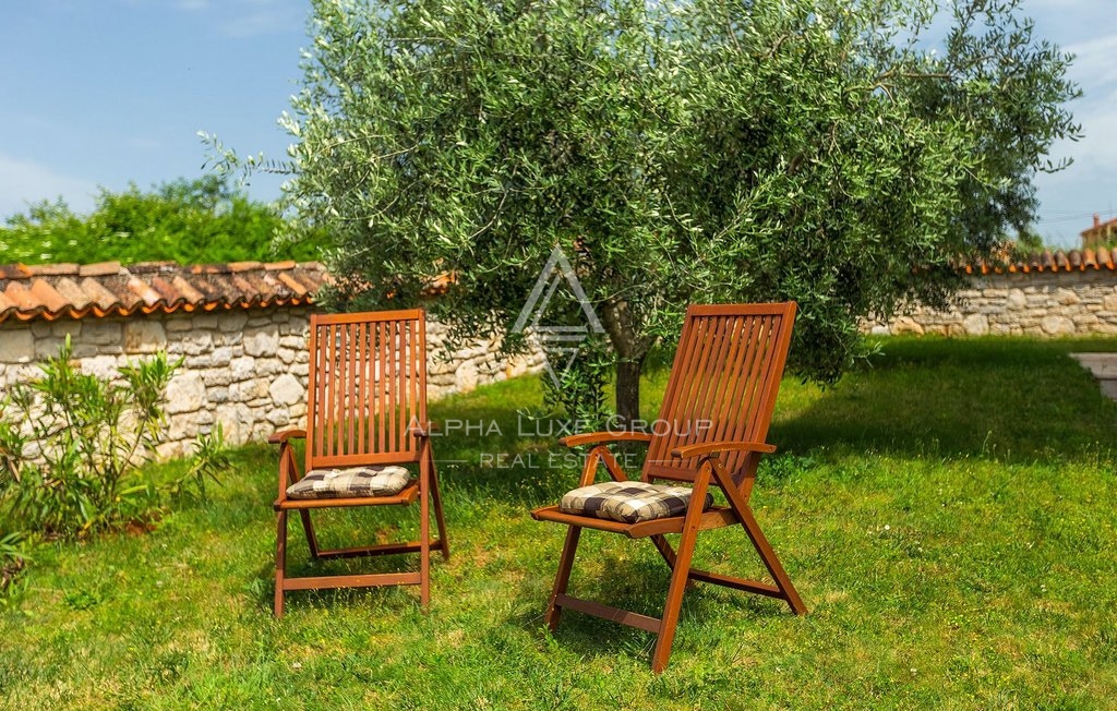 ISTRIA, KAŠTELIR - Incantevole Villa in Pietra con Piscina