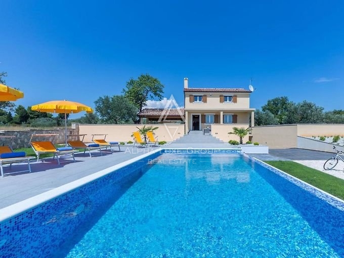 Fažana, Istria: Villa Esclusiva con Vista Mare Mozzafiato e Piscina