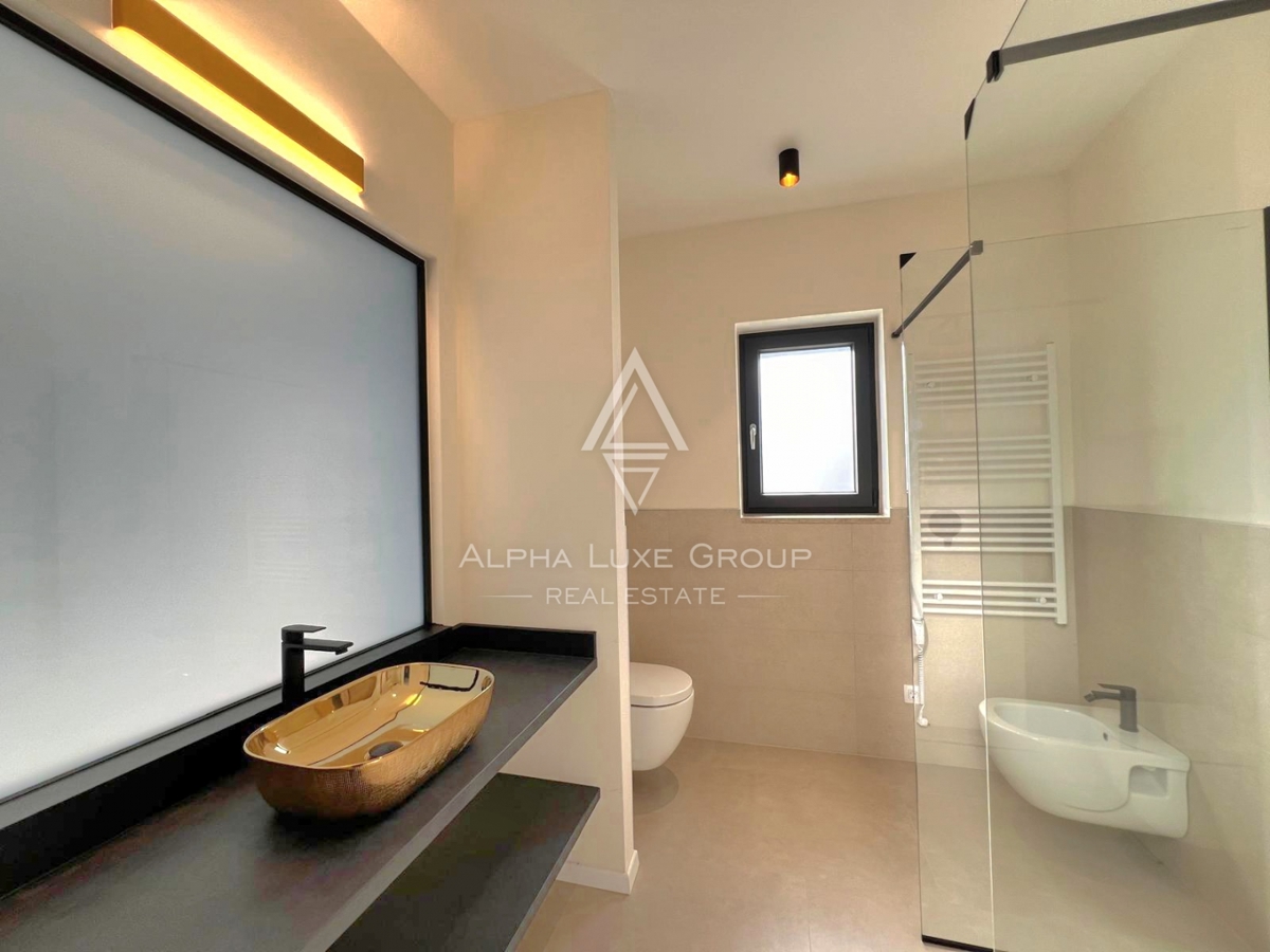 Poreč, Istria: Casa moderna in vendita in una posizione molto richiesta