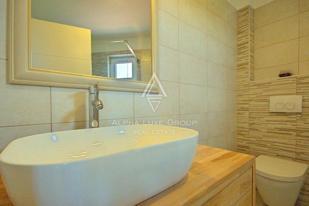 Bella villa in pietra con piscina e vista mare, Istria, Parenzo
