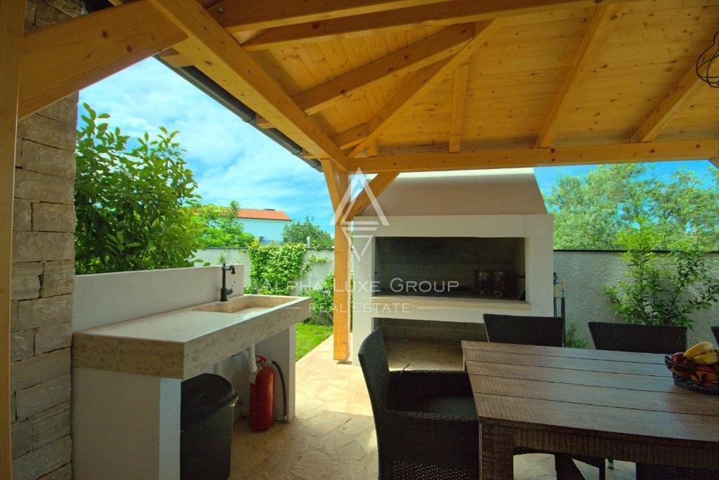 Bella villa in pietra con piscina e vista mare, Istria, Parenzo