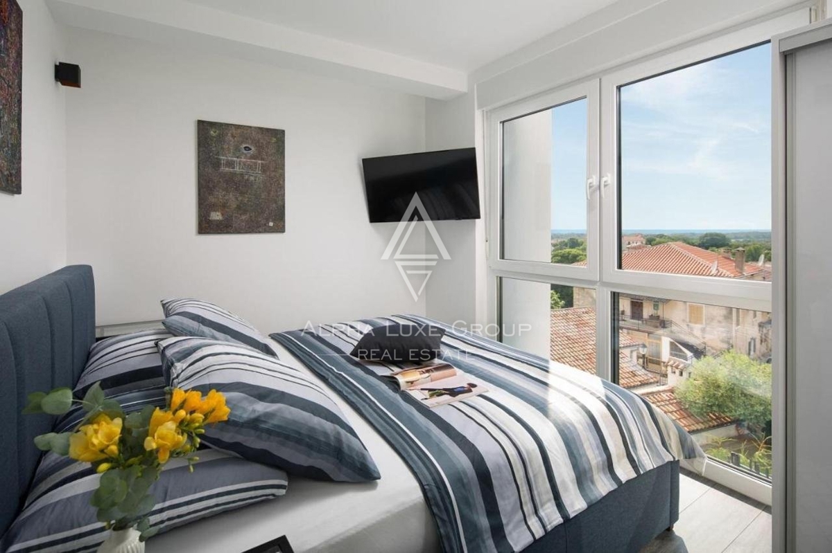 Bella villa moderna in un ampio giardino con piscina e vista sul mare, ,San Lorenzo del Pasenatico, ISTRIA