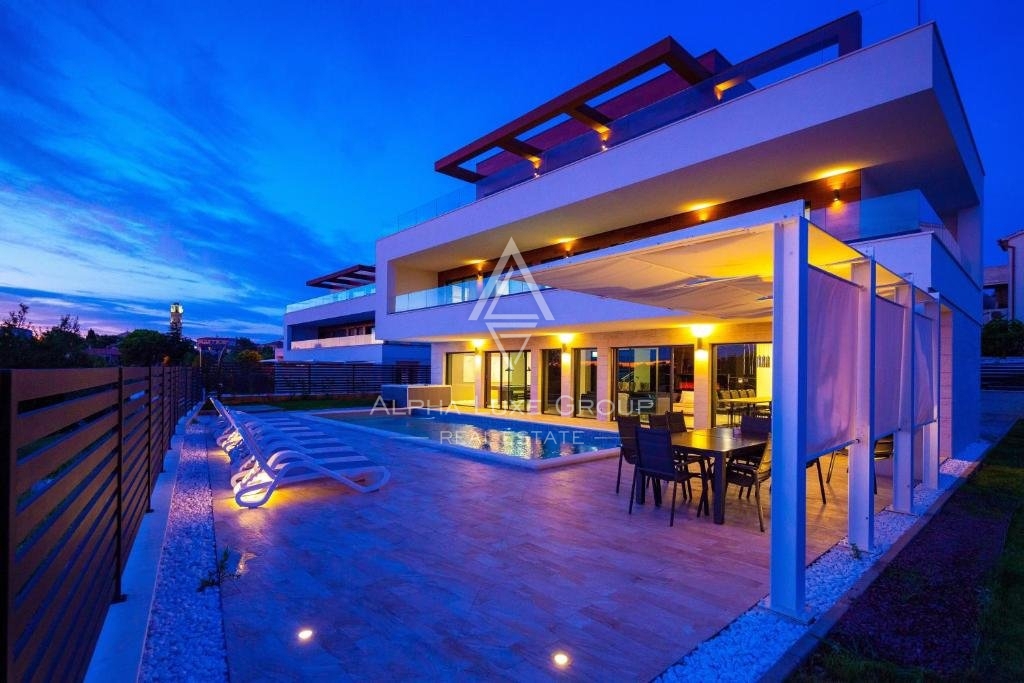 Villa moderna con piscina, Istria, Medulin