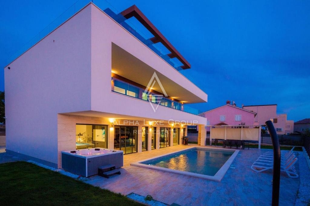 Villa moderna con piscina, Istria, Medulin