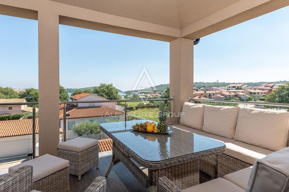 Bellissimo condominio con piscina vicino al mare, Istria, Medulin