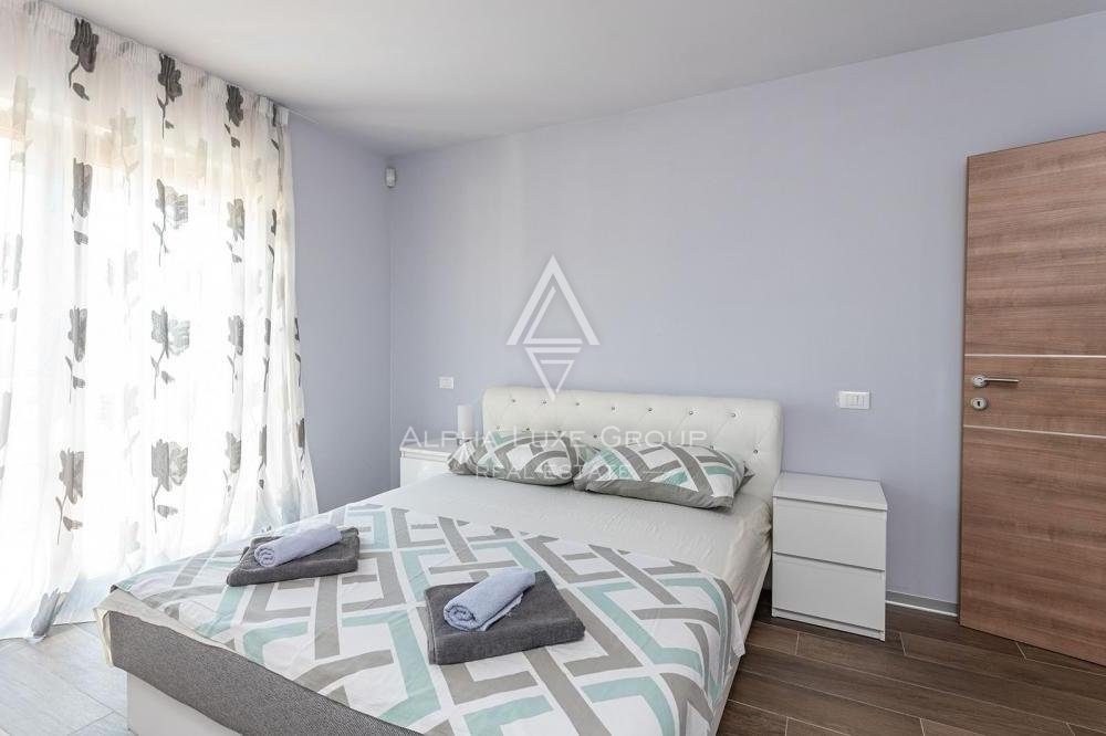 Bellissimo condominio con piscina vicino al mare, Istria, Medulin