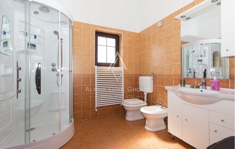 Villa classica di lusso con piscina a 50 metri dalla spiaggia, Istria, Medulin