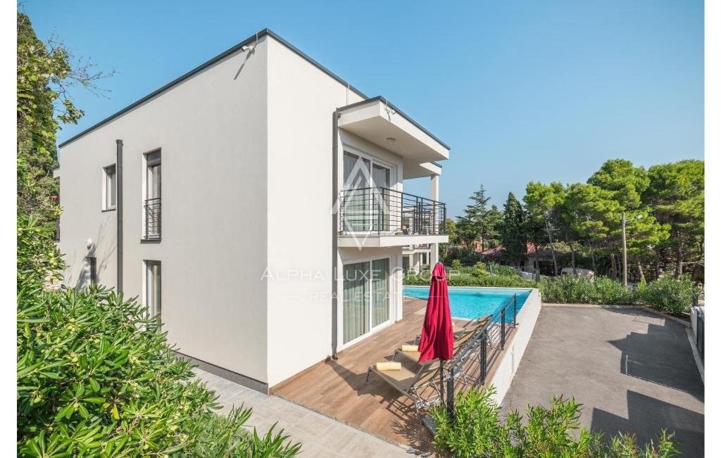 Fantastica casa con piscina sul mare e vista mare, Istria, Medulin