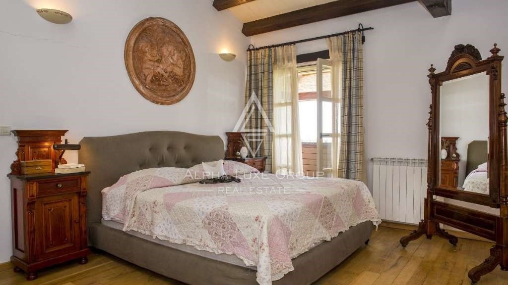 Villa in pietra dal design unico con vista mare e piscina, Istria, Sveti Lovreč