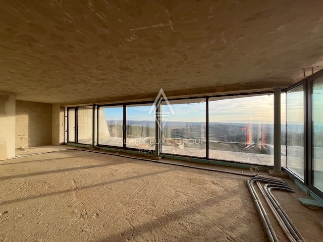 Istria, Krasica – Villa esclusiva con piscina e vista mozzafiato in vendita