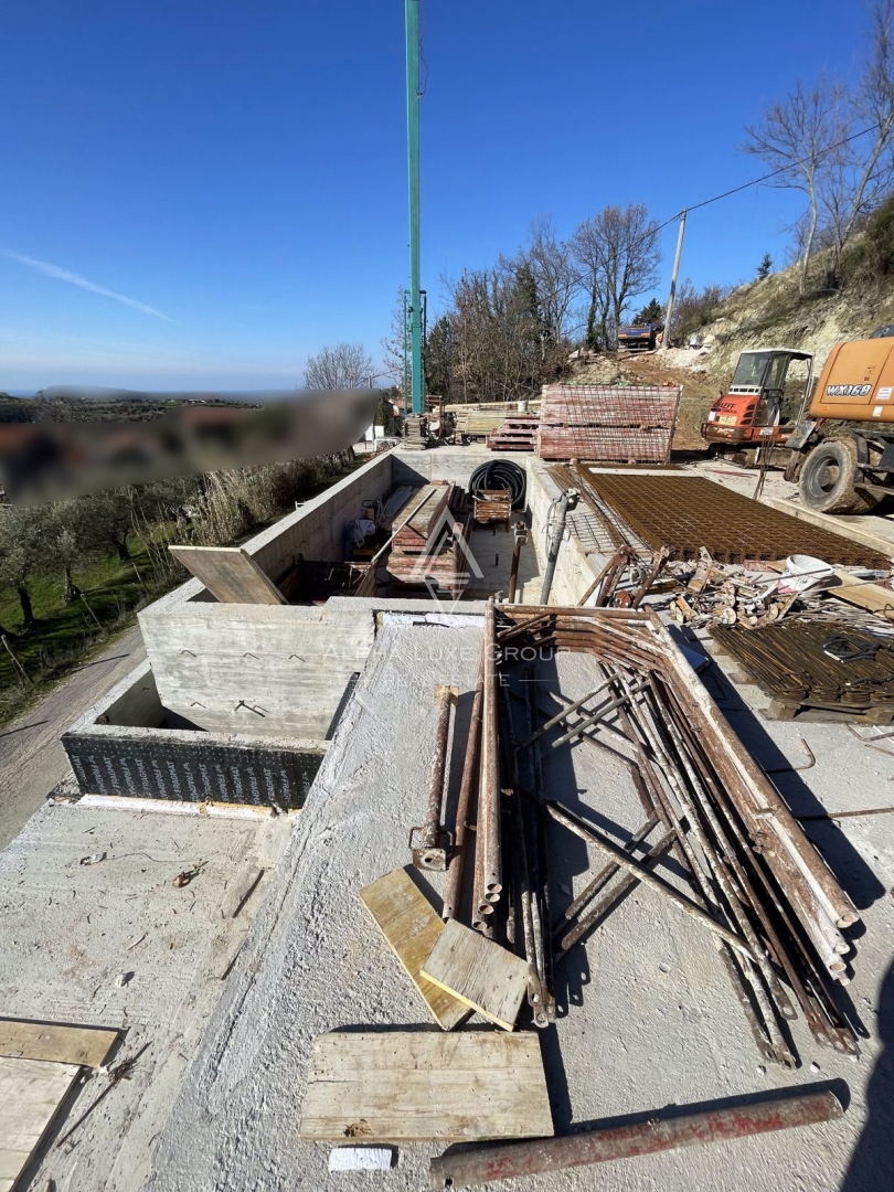 Istria, Krasica – Villa esclusiva con piscina e vista mozzafiato in vendita