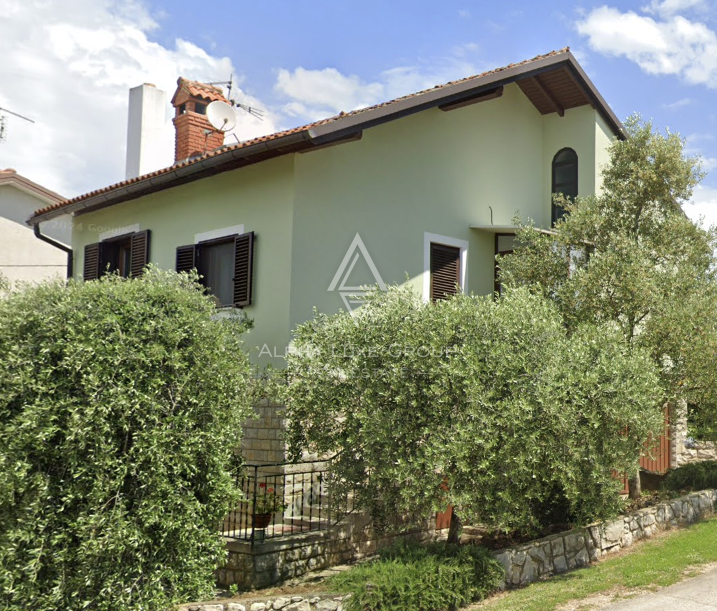 Buje, Istria: Casa con vista su mare e Alpi