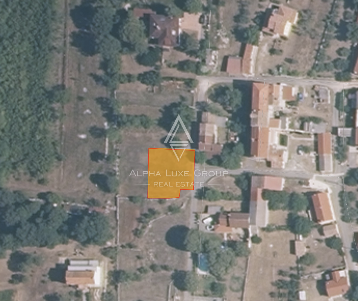 Buje, Istria – Terreno edificabile vicino a Umago servito