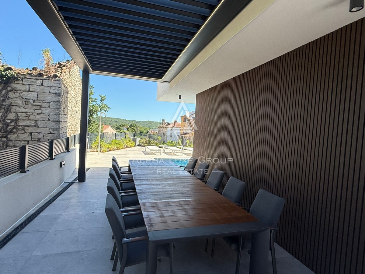Rovigno, Istria: Villa di lusso arredata in vendita