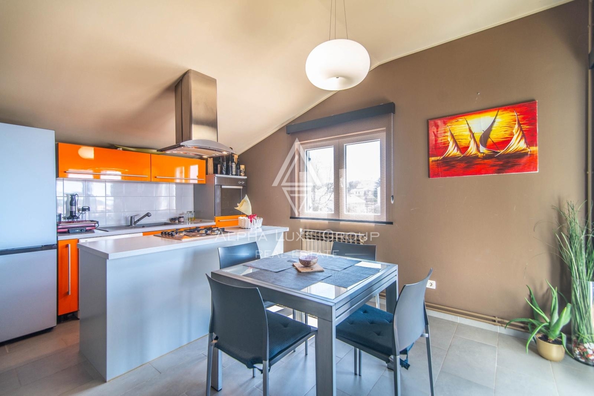 Casa Centar, Pula, 570m2