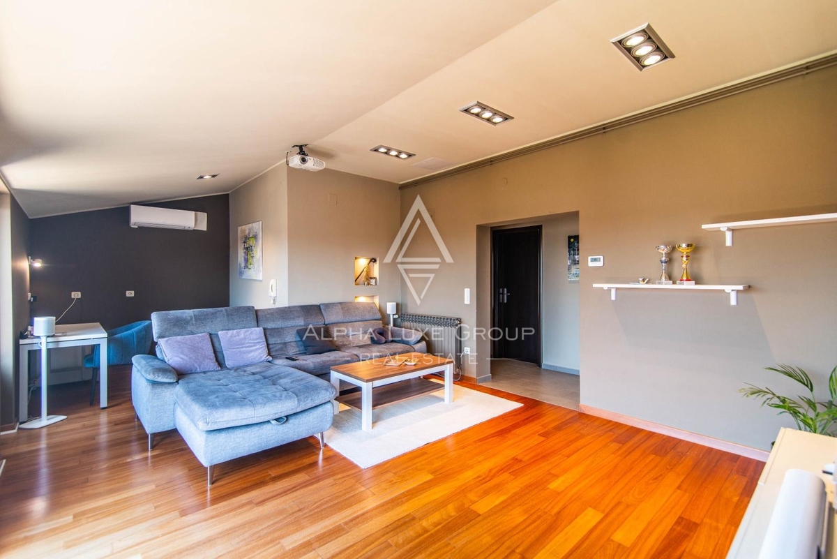 Casa Centar, Pula, 570m2