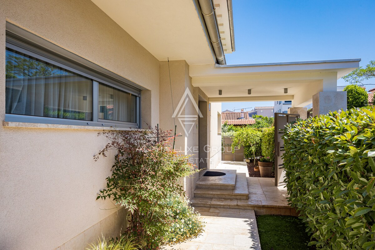 Istria, Banjole: Villa di lusso vicino alla marina