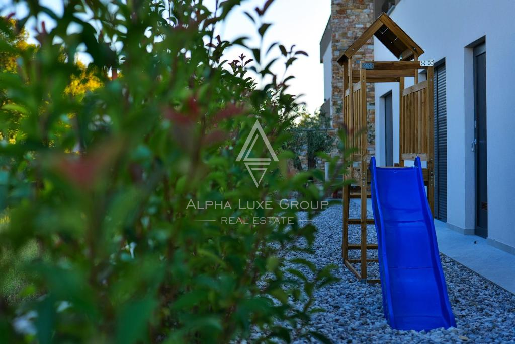 Istria, Pula: Villa moderna arredata vicino città