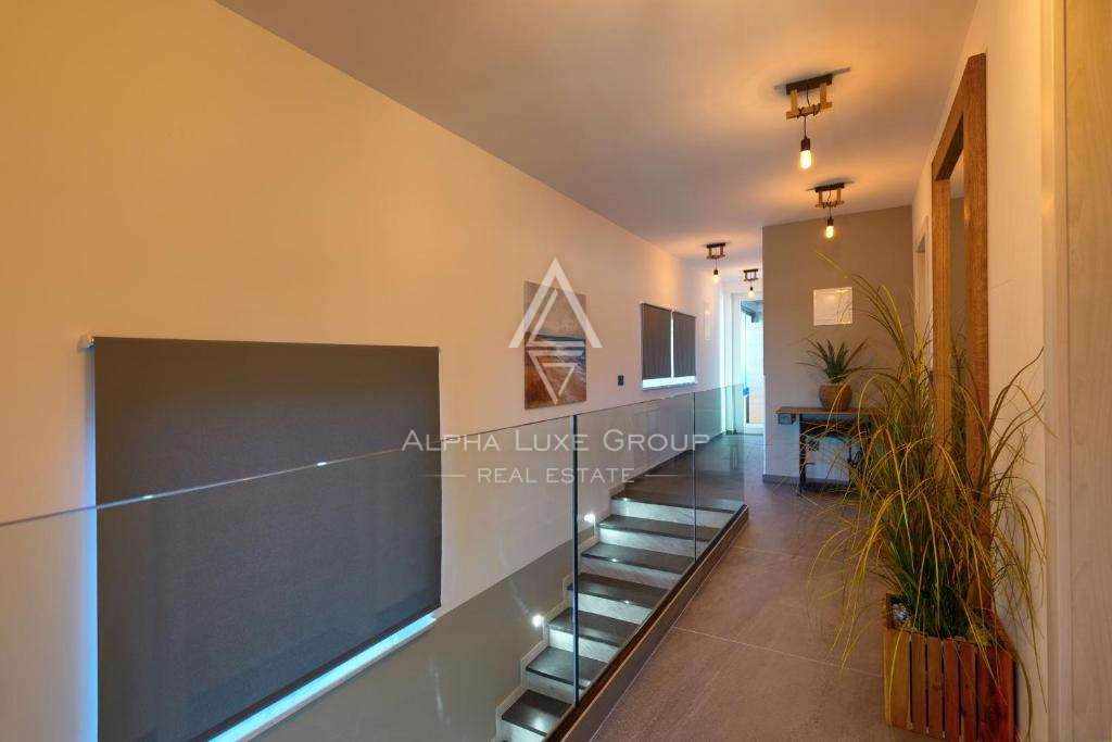 Istria, Pula: Villa moderna arredata vicino città