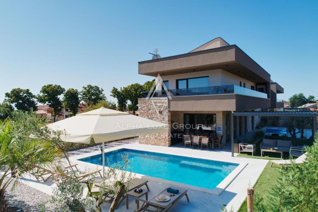 Istria, Pula: Villa moderna arredata vicino città