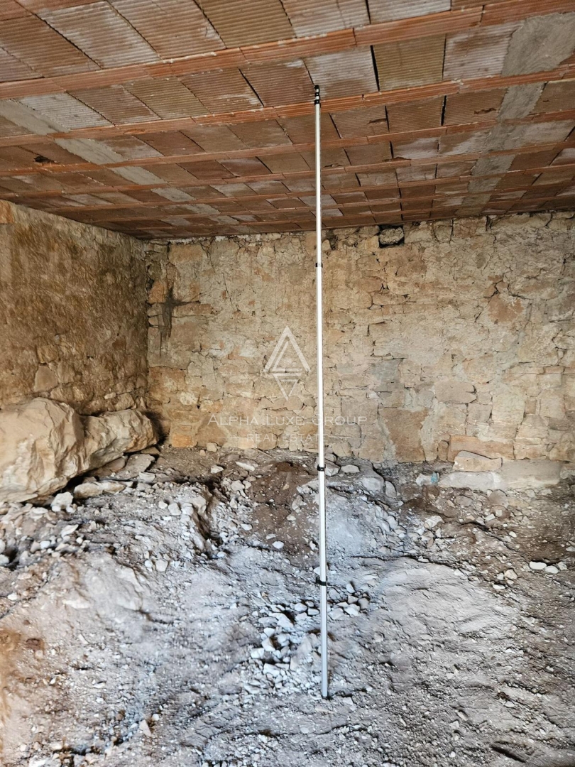 Istria, Poreč – Casa in pietra ristrutturata con giardino