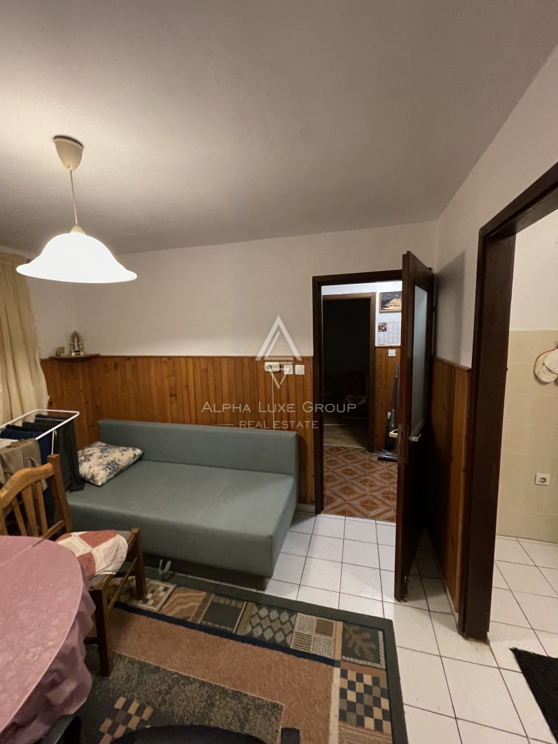 Istria, Buzet – Ampia casa familiare con garage