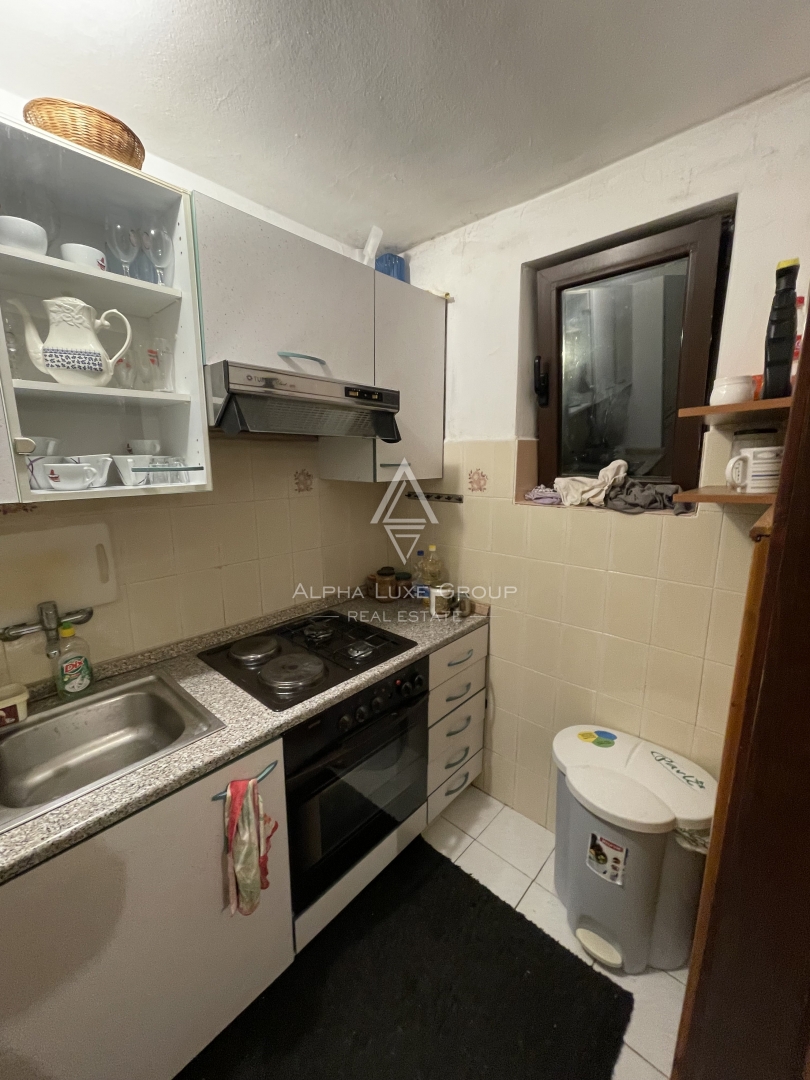 Istria, Buzet – Ampia casa familiare con garage