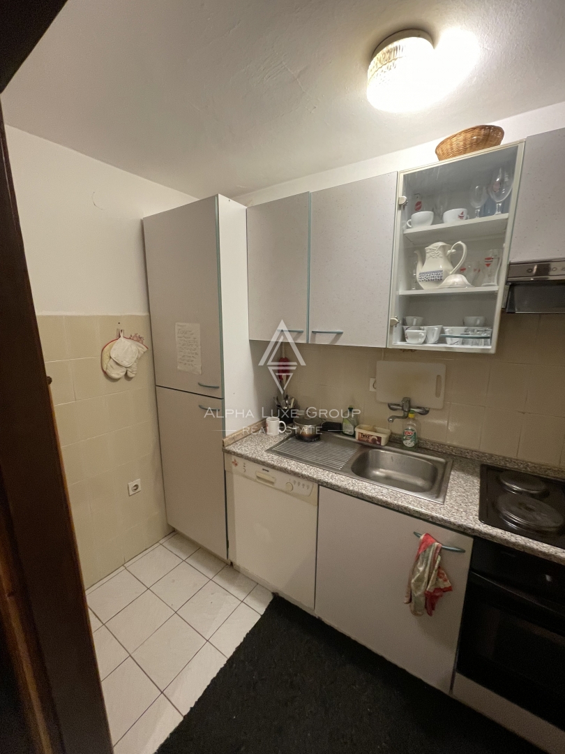 Istria, Buzet – Ampia casa familiare con garage