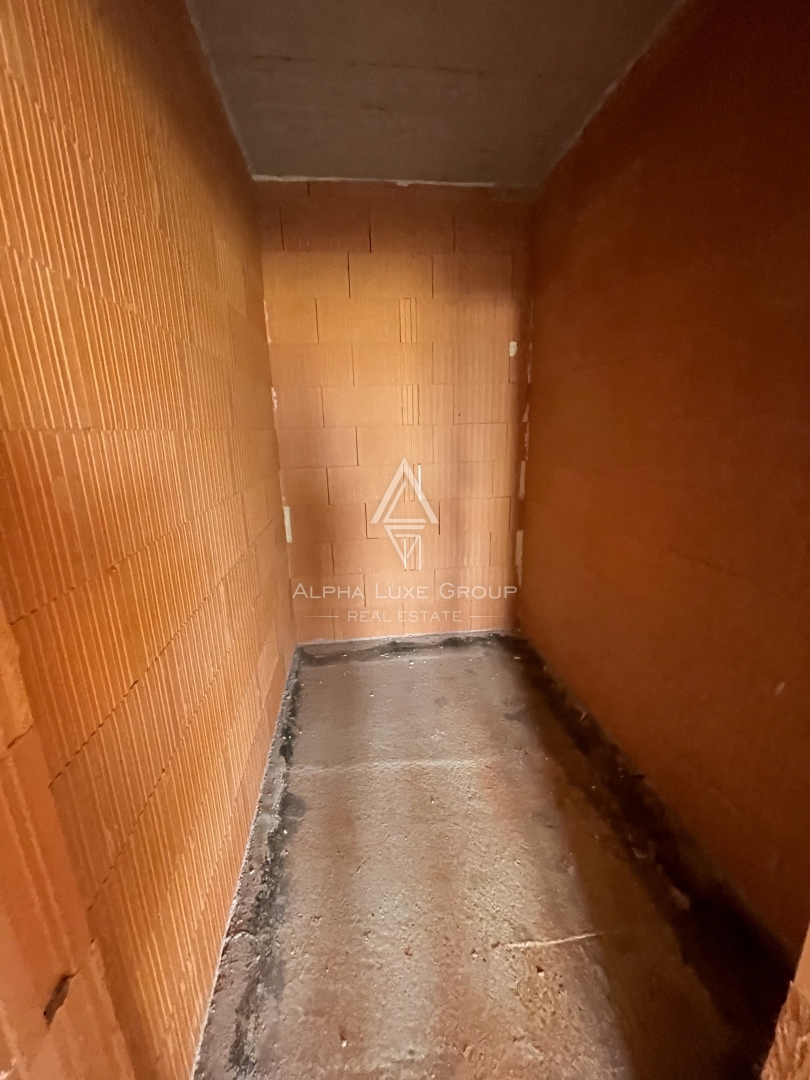 Istria, Poreč – moderno appartamento con cortile