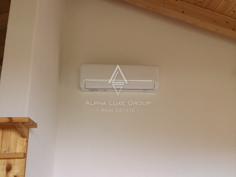 Istria, Poreč: Casa in legno con grande terreno