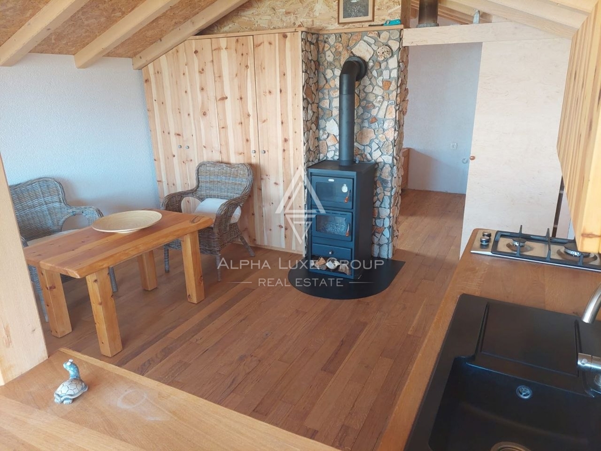 Istria, Poreč: Casa in legno con grande terreno