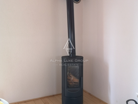 Istria, Poreč: Casa in legno con grande terreno