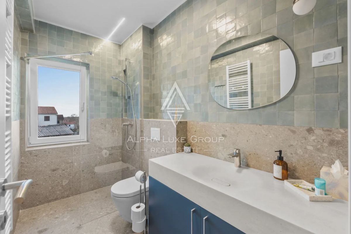 Istria, Višnjan: Villa moderna di lusso con vista