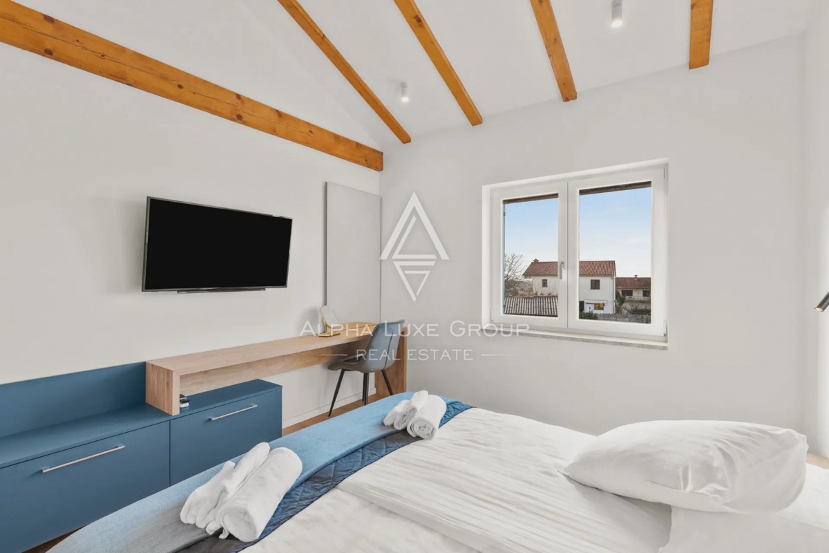 Istria, Višnjan: Villa moderna di lusso con vista