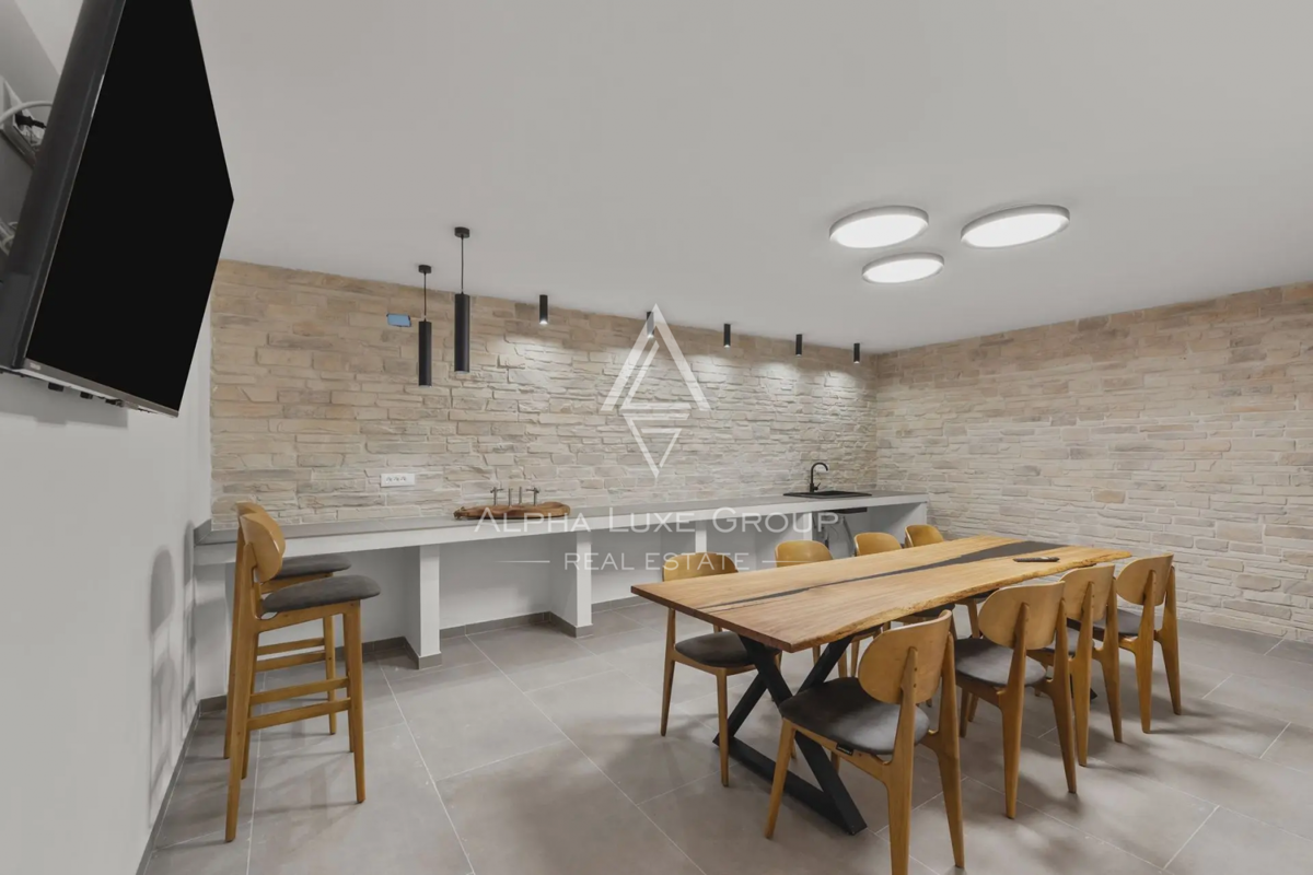 Istria, Višnjan: Villa moderna di lusso con vista