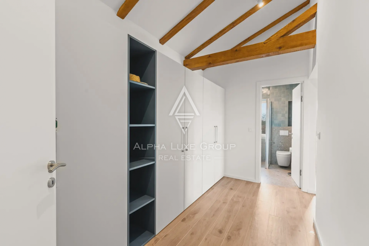 Istria, Višnjan: Villa moderna di lusso con vista