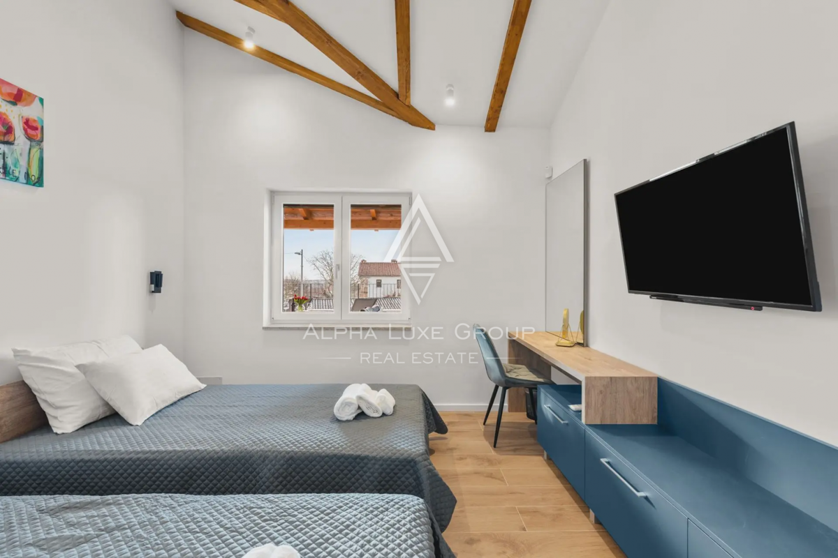 Istria, Višnjan: Villa moderna di lusso con vista