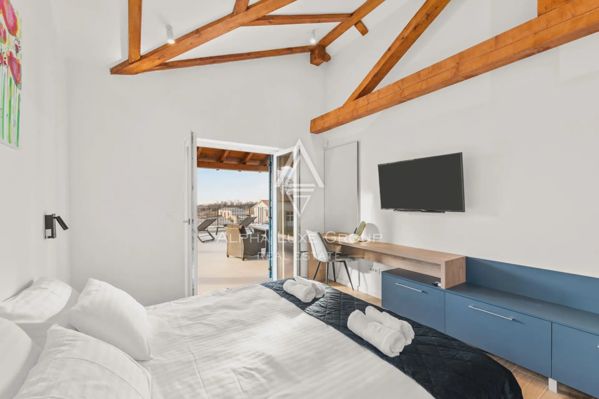 Istria, Višnjan: Villa moderna di lusso con vista