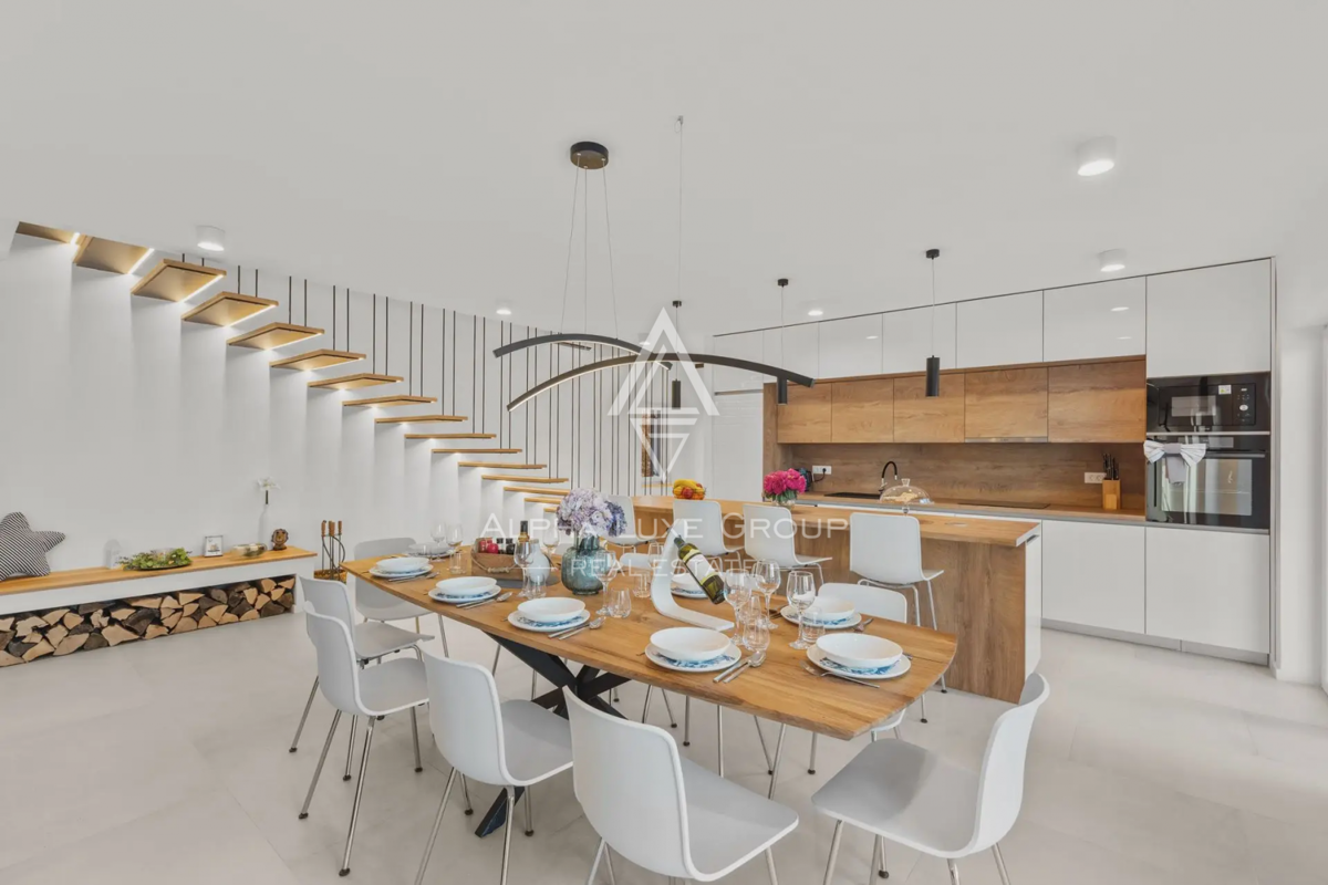 Istria, Višnjan: Villa moderna di lusso con vista