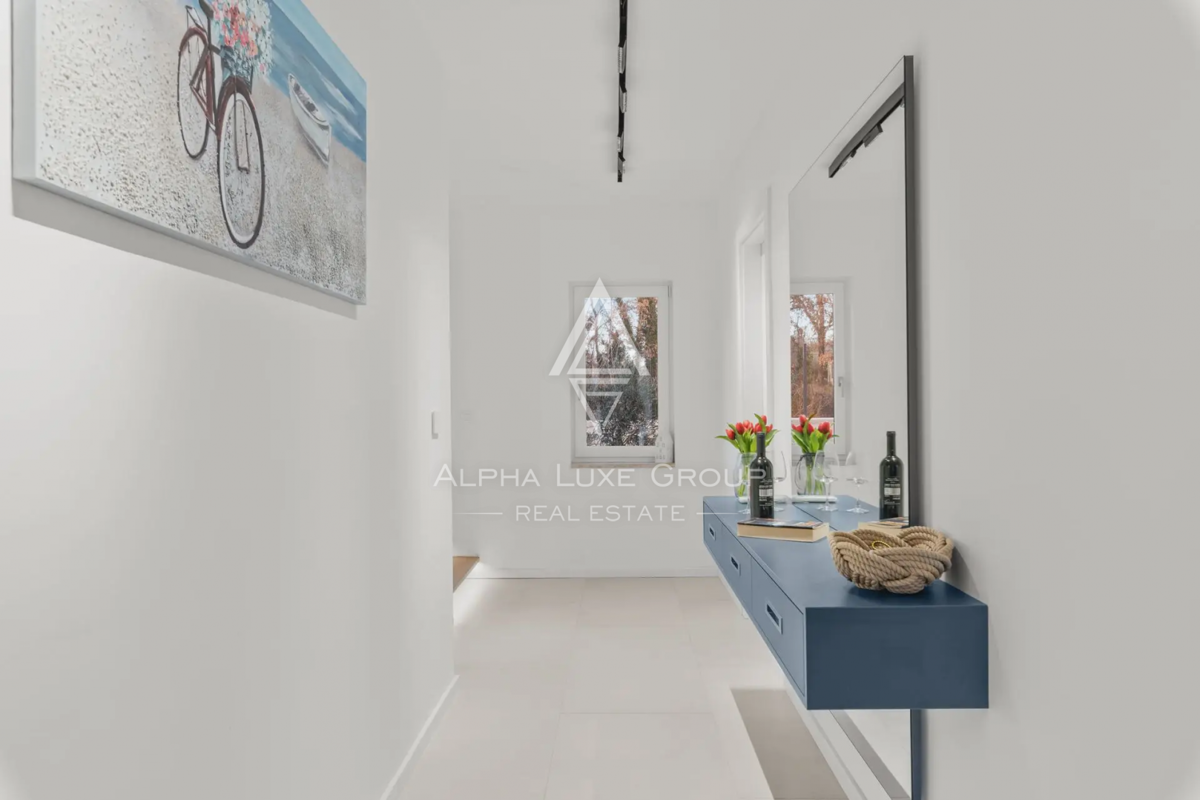 Istria, Višnjan: Villa moderna di lusso con vista