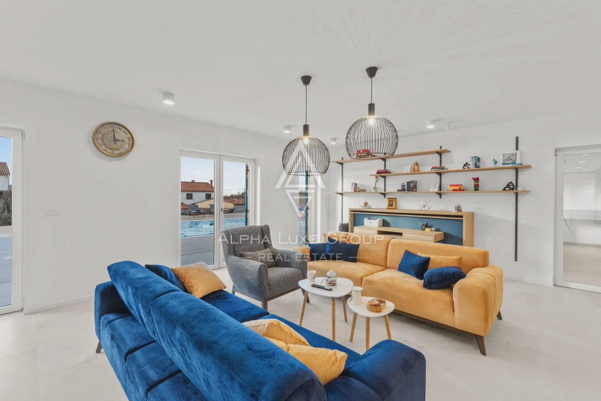 Istria, Višnjan: Villa moderna di lusso con vista