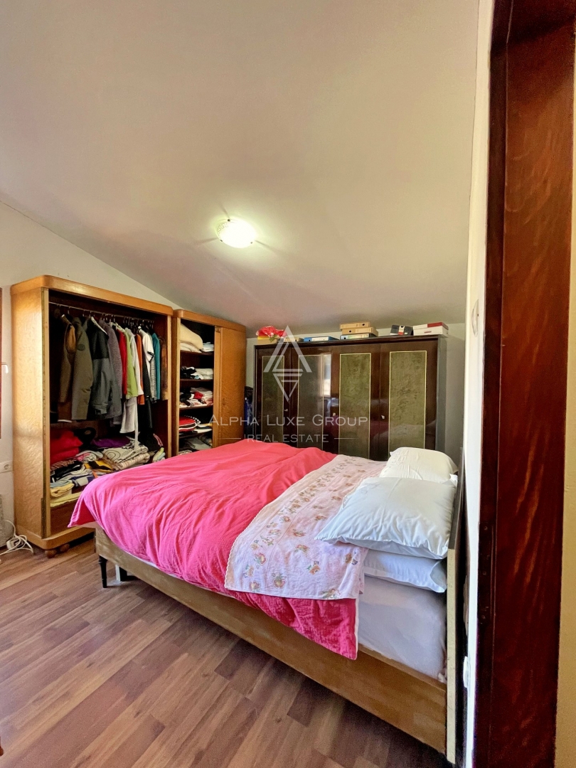 Istria, Kanfanar – Casa ferroviaria unica con potenziale di ristrutturazione in vendita