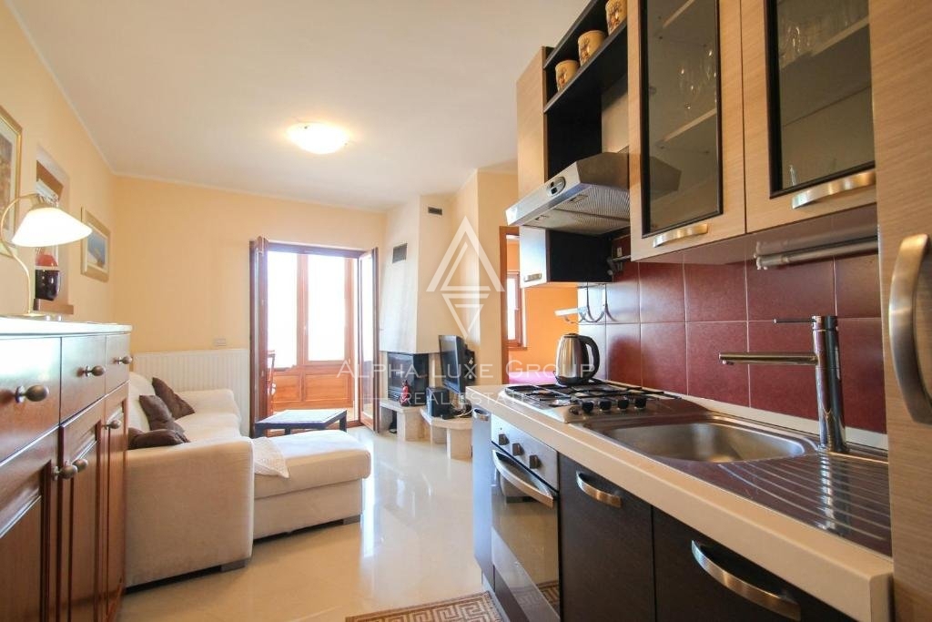 Istria, Novigrad – Villa di lusso con vista mare e servizi moderni in vendita
