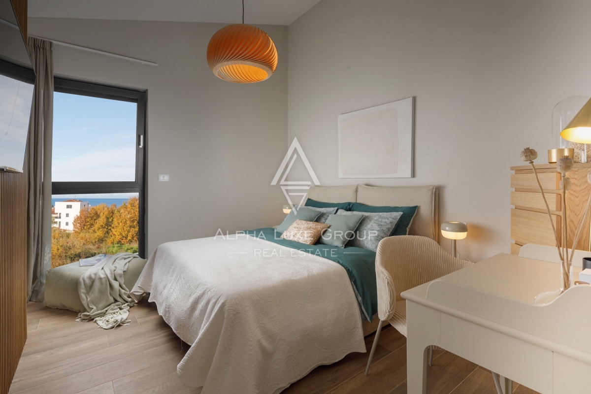 Poreč, Veli Maj: Case a schiera moderne con vista mare