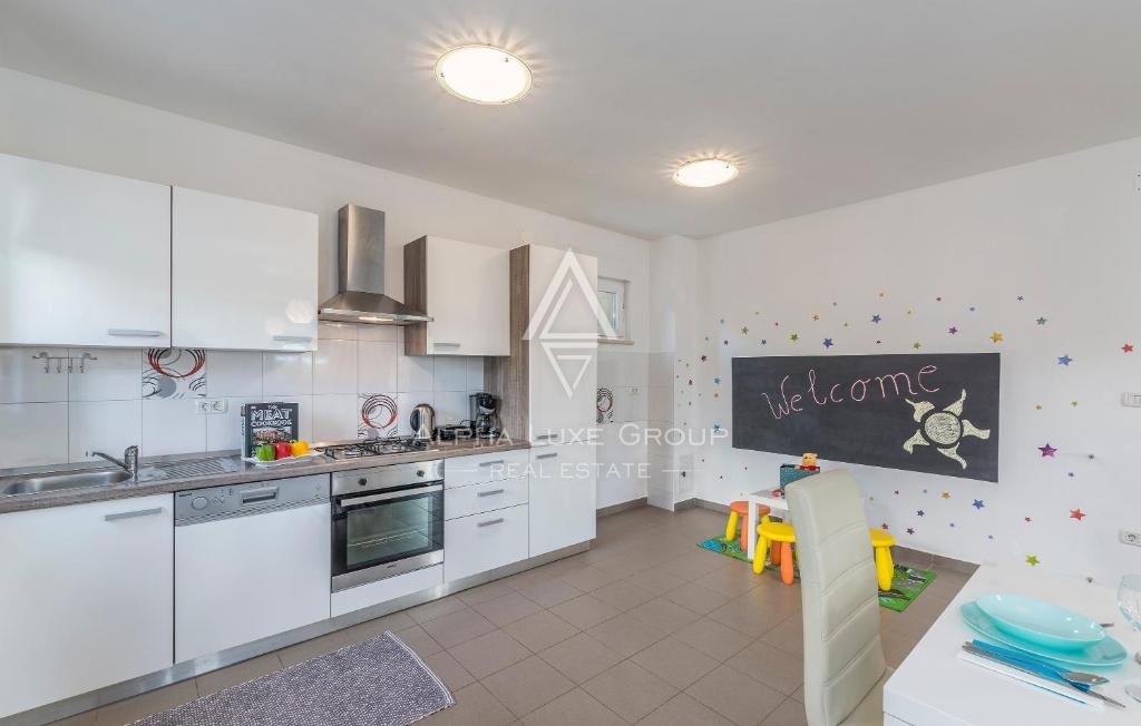 Istria, Labin - Incantevole casa vacanze con piscina