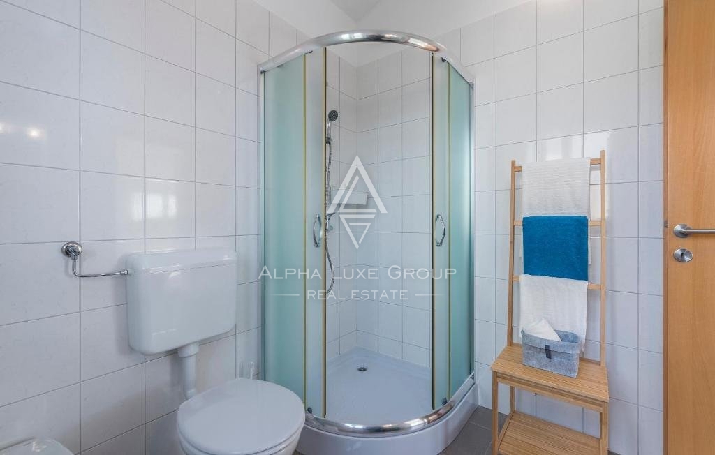 Istria, Labin - Incantevole casa vacanze con piscina