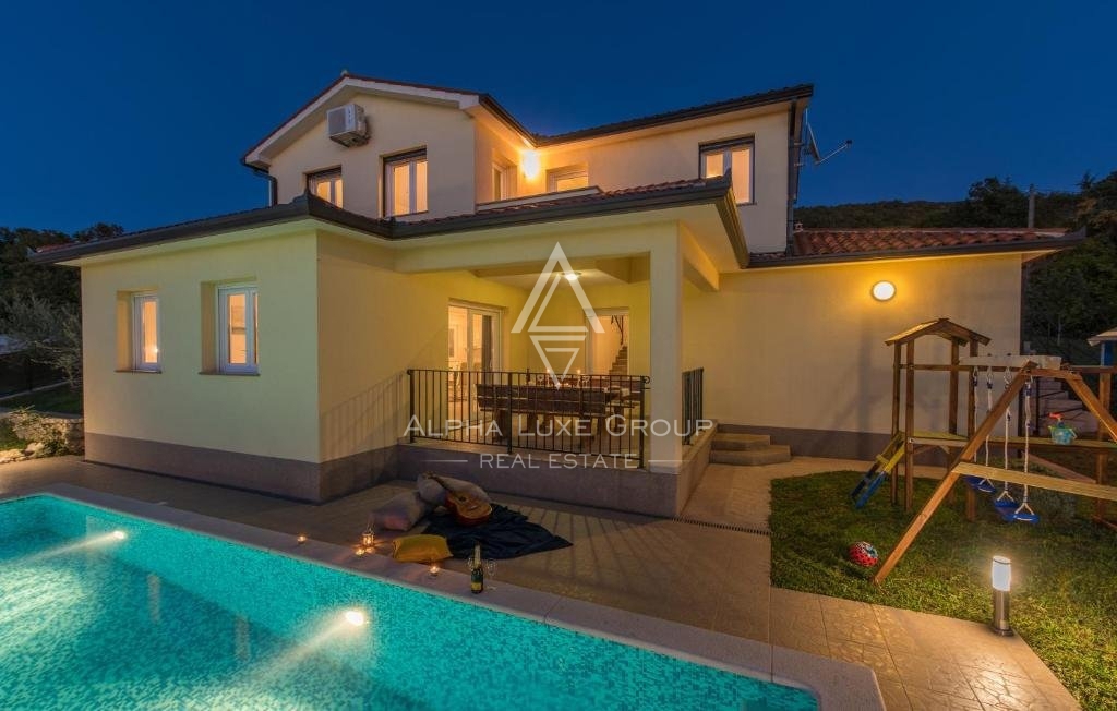 Istria, Labin - Incantevole casa vacanze con piscina