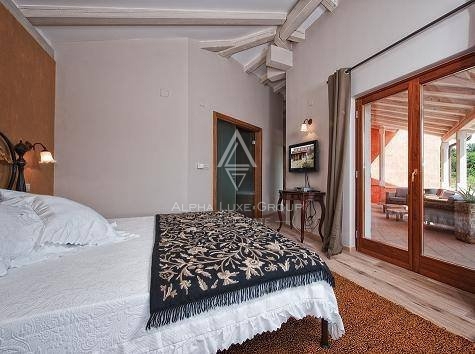 Istria, Rovinj - Villa Maestosa con Ampio Terreno