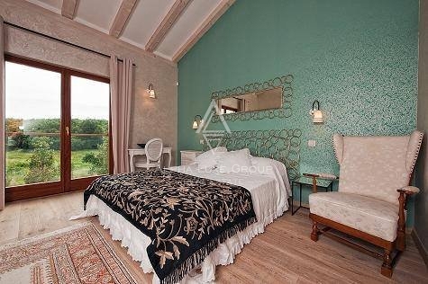 Istria, Rovinj - Villa Maestosa con Ampio Terreno