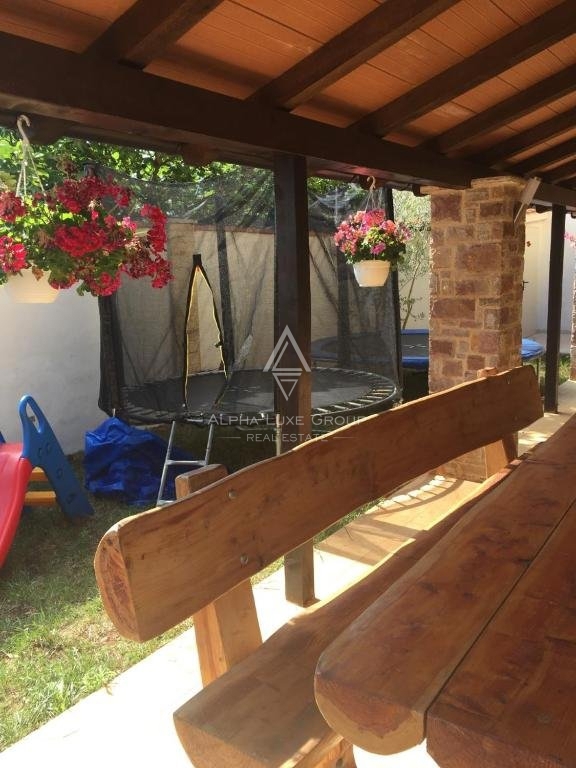 Villa con piscina nella pittoresca periferia di Poreč, Istria